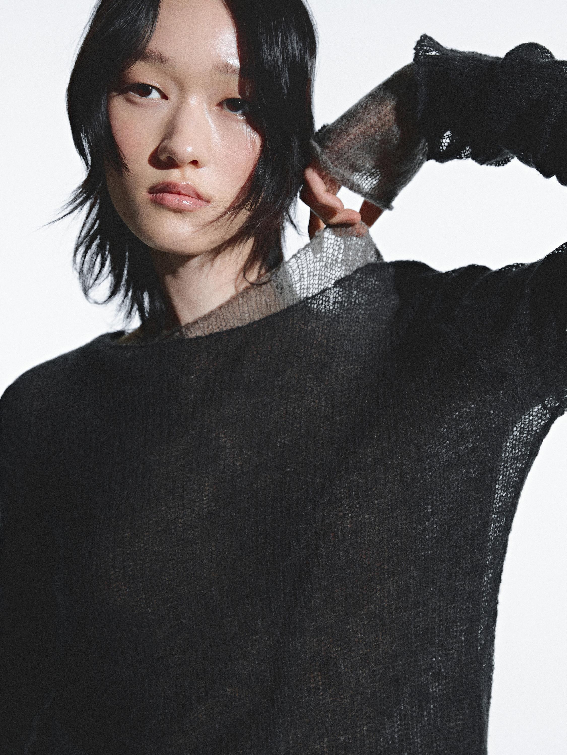 T-shirt open knitted detail · Dark Green, Camel · T-shirts And Polo Shirts | Massimo Dutti Product Image