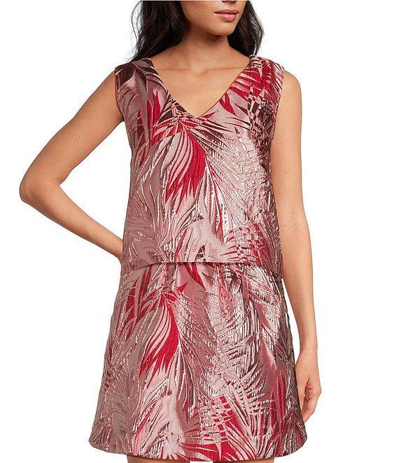 Buru Le V Mod Palm Brocade Cropped V-Neckline Sleeveless Coordinating Top Product Image