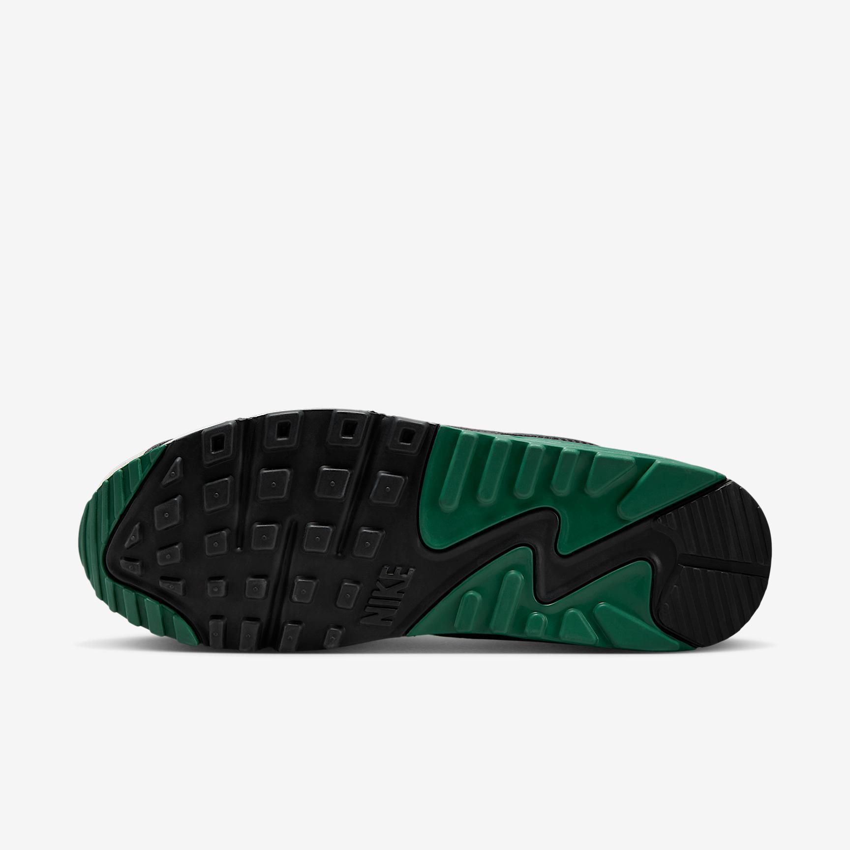 Nike Men's Air Max 90 Shoes Product Image