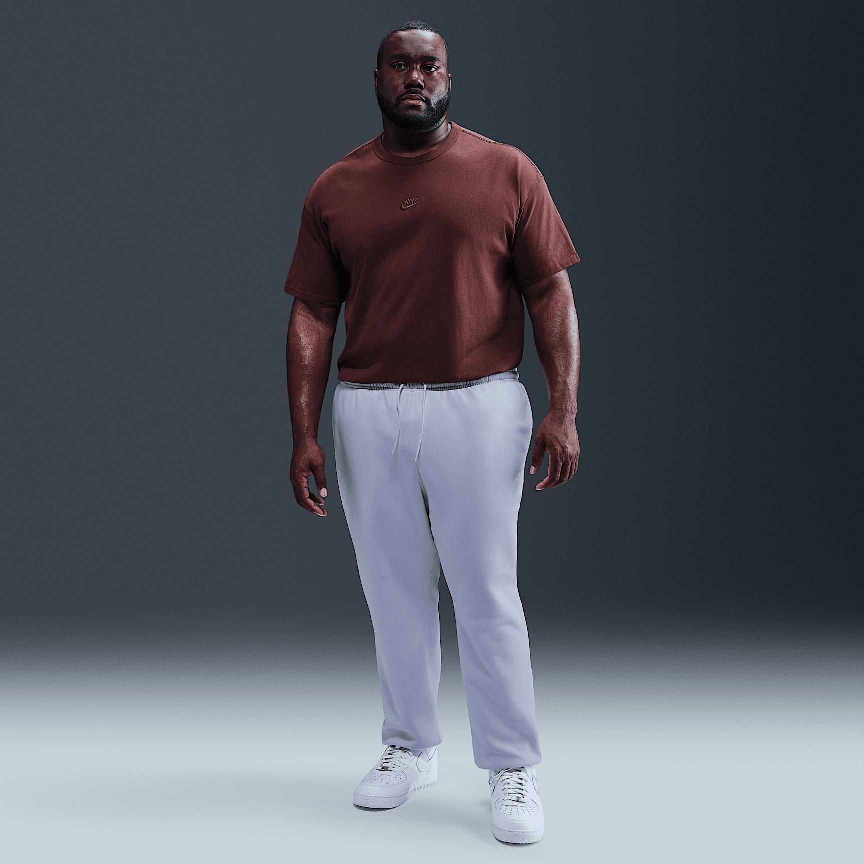 Nike Men's Club Jogger Pants Product Image