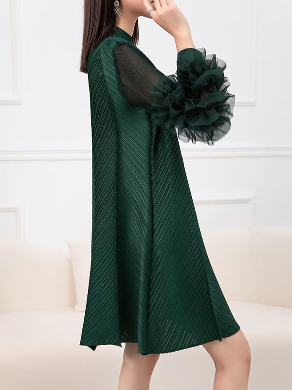 Long Sleeves Loose Embroidered Pleated Solid Color Round-Neck Midi Dresses Product Image