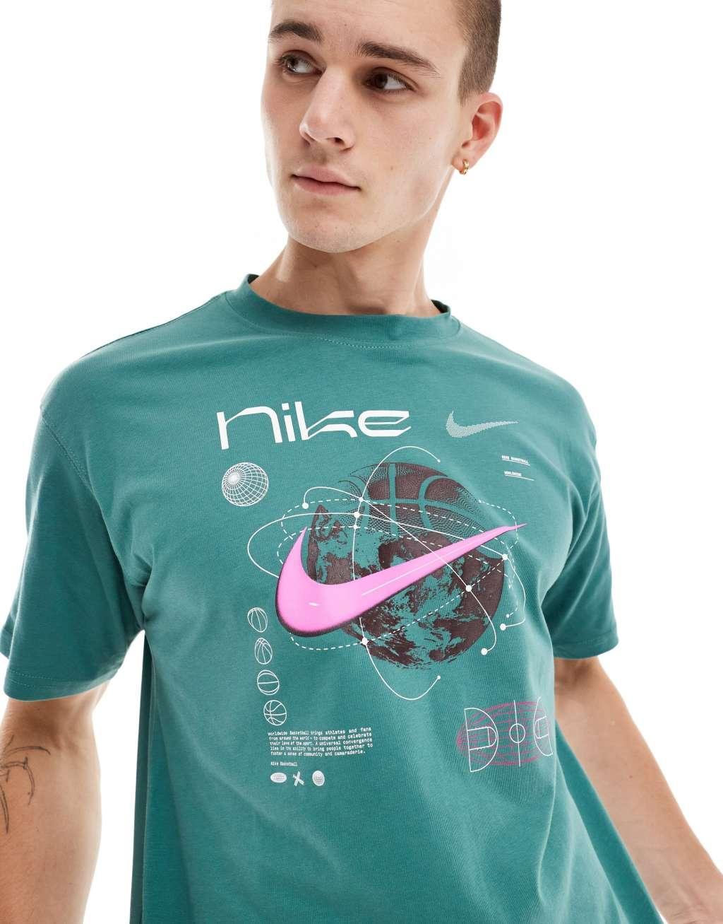 Nike Basketball Swoosh T-shirt in dark green Product Image