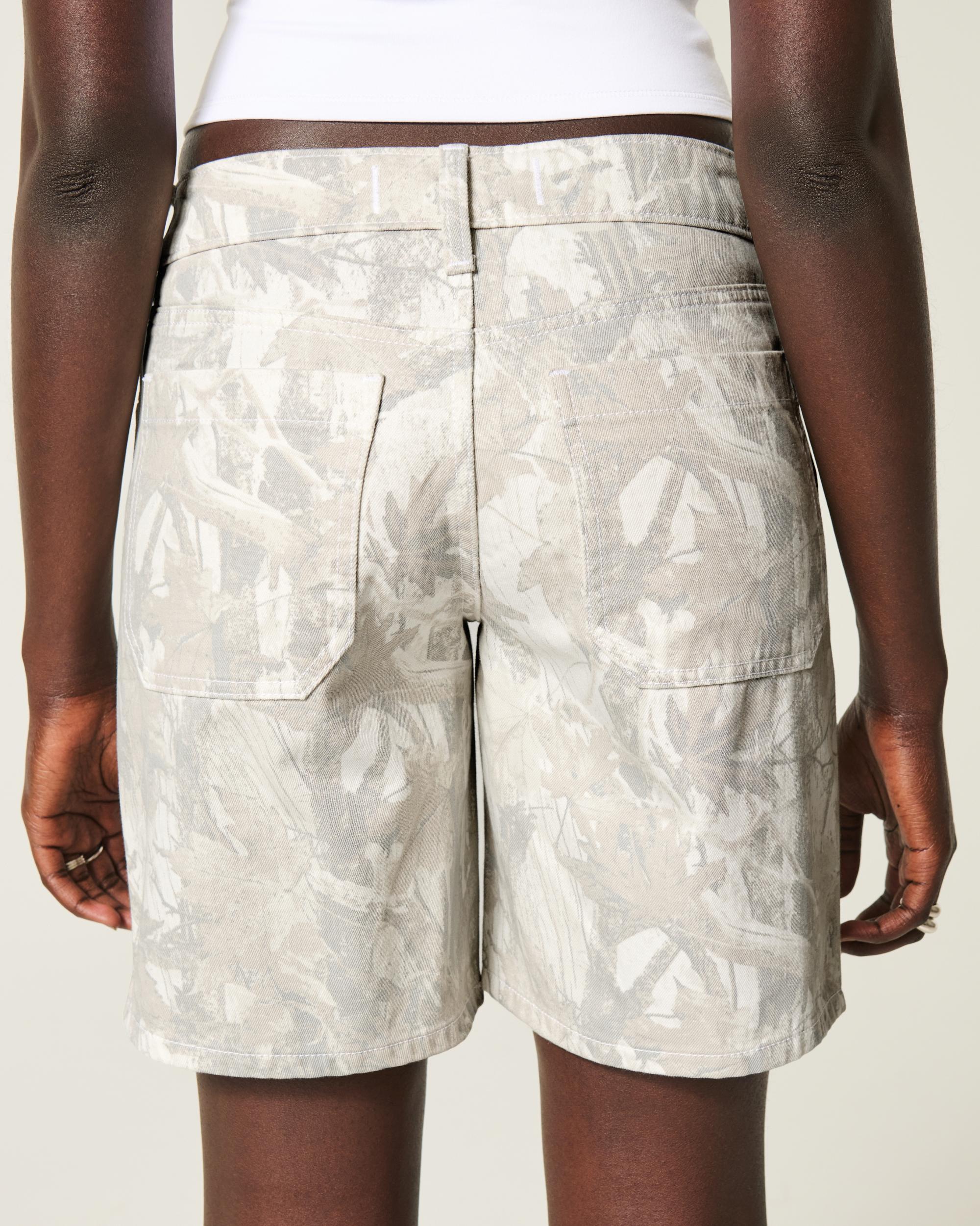 Low-Rise Washed Black Baggy Jort Product Image