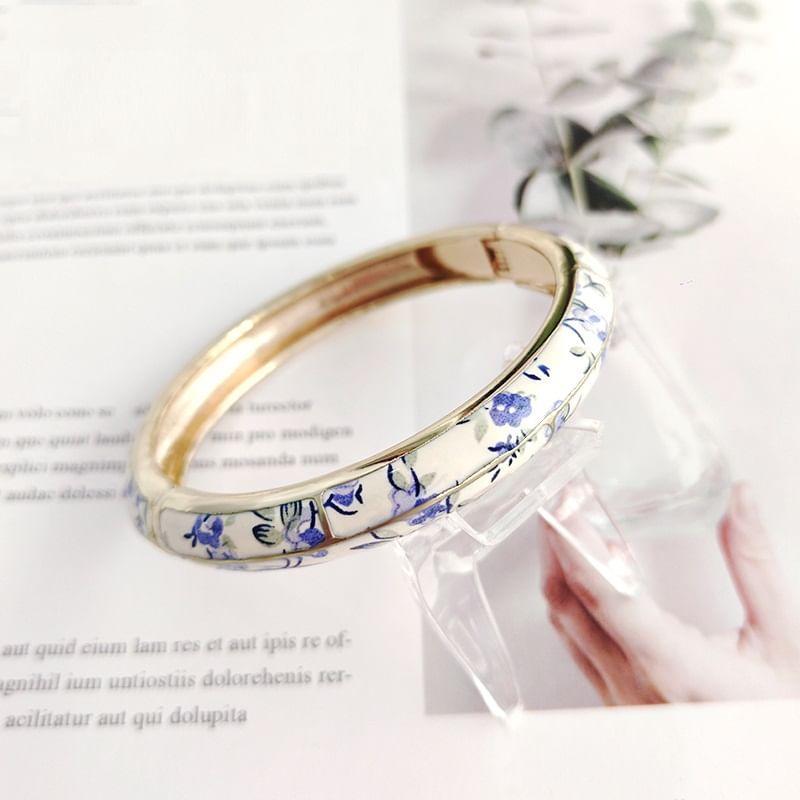 Metal Flower Bangle Product Image