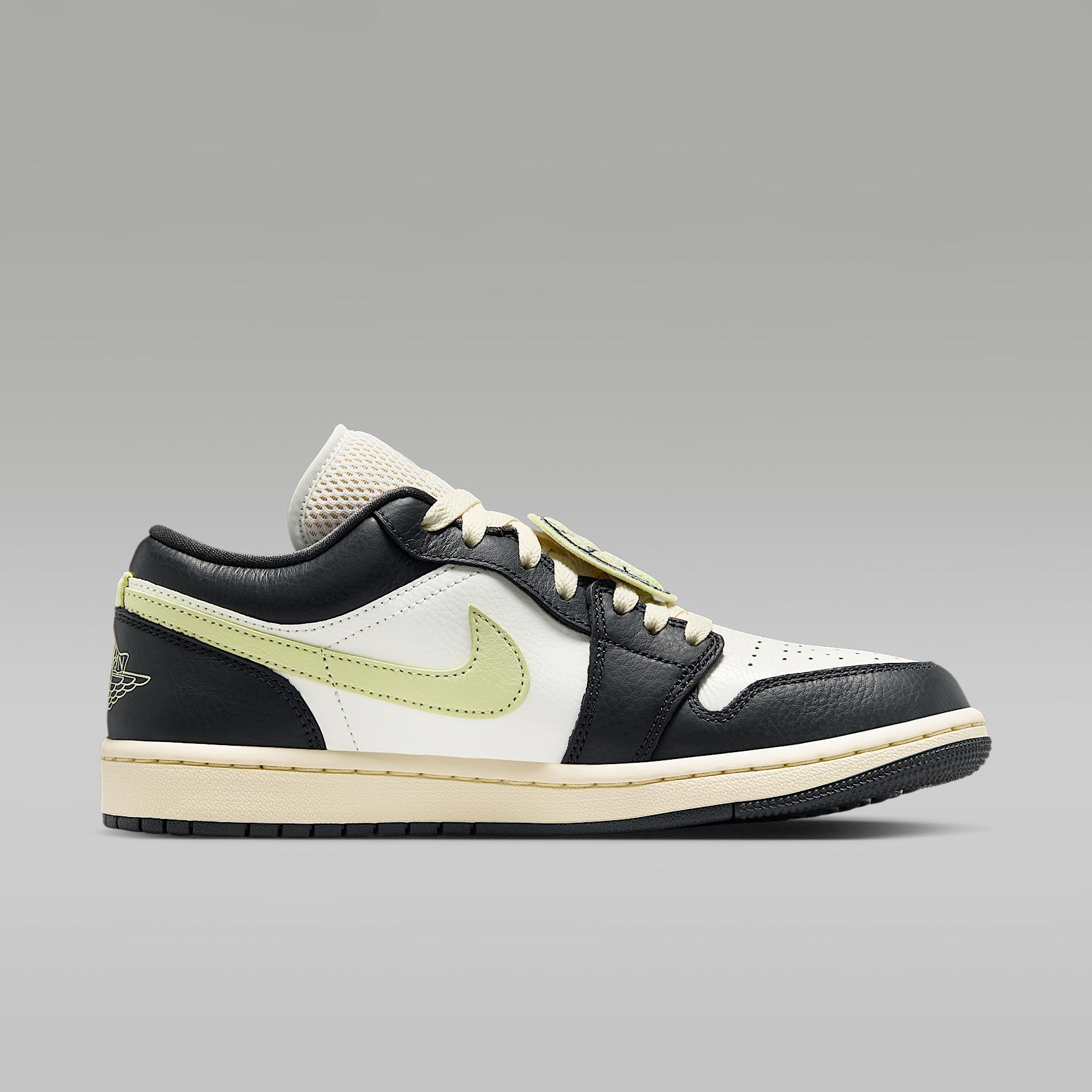 Women's Air Jordan 1 Low SE Shoes Product Image