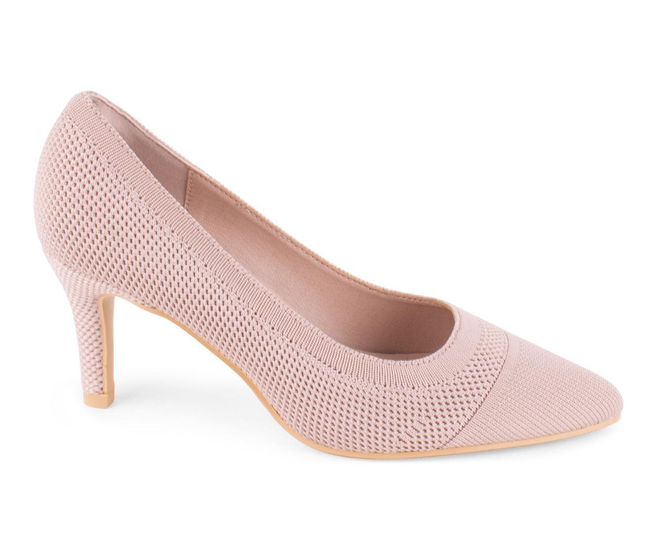 Women's Tahari Taj Pumps Product Image