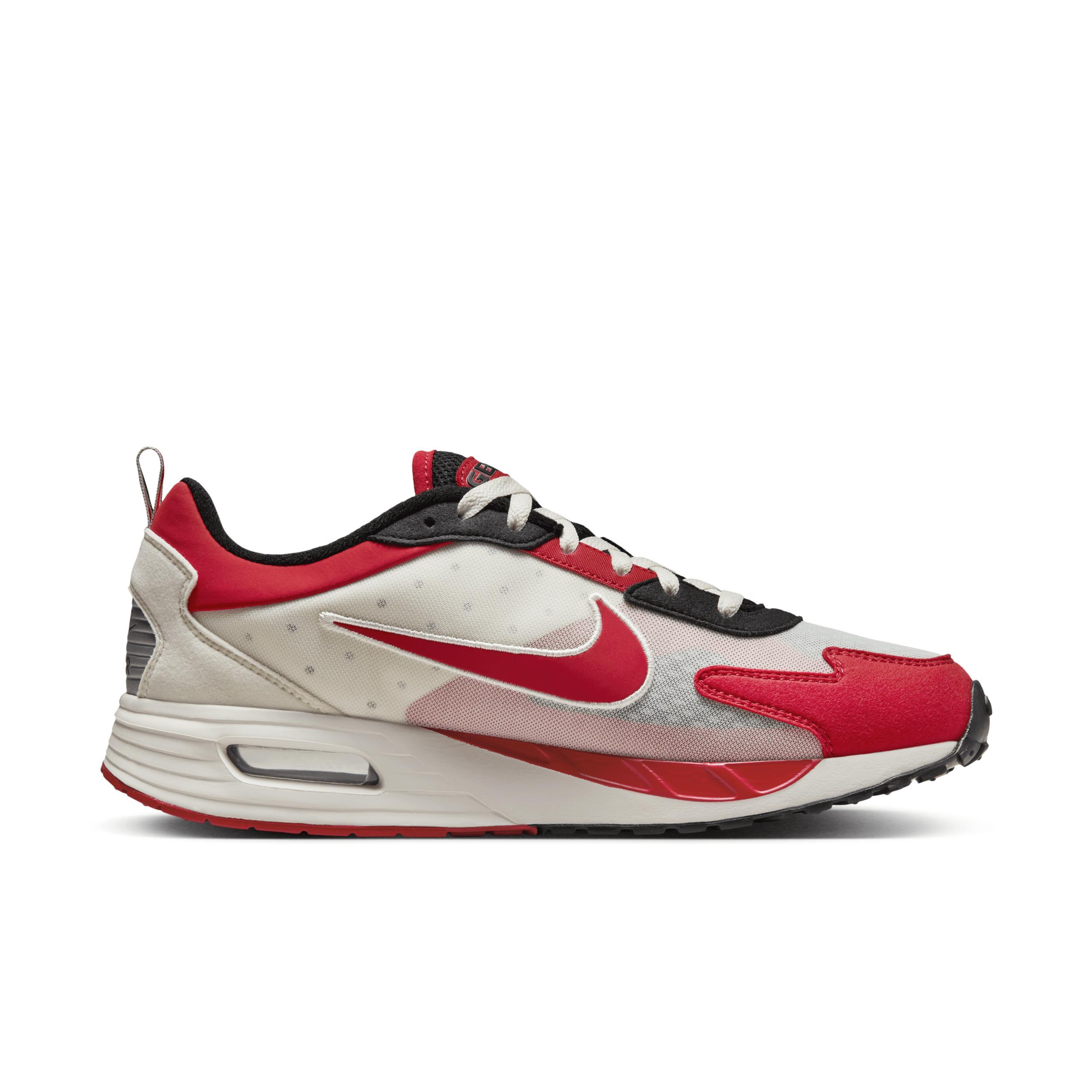 Georgia Nike Men's Air Max Solo Shoes Product Image