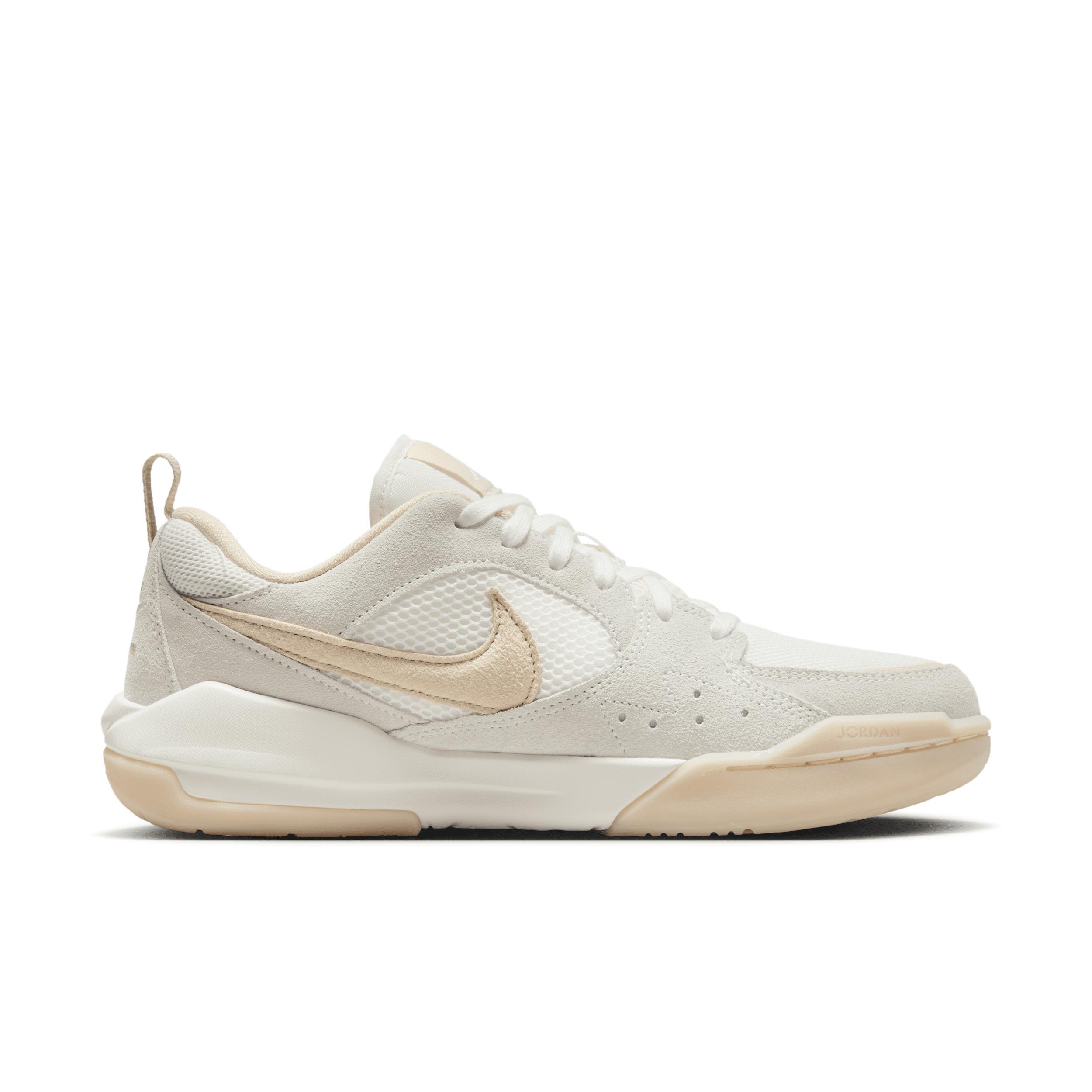 Women's Jordan CMFT Era Shoes Product Image