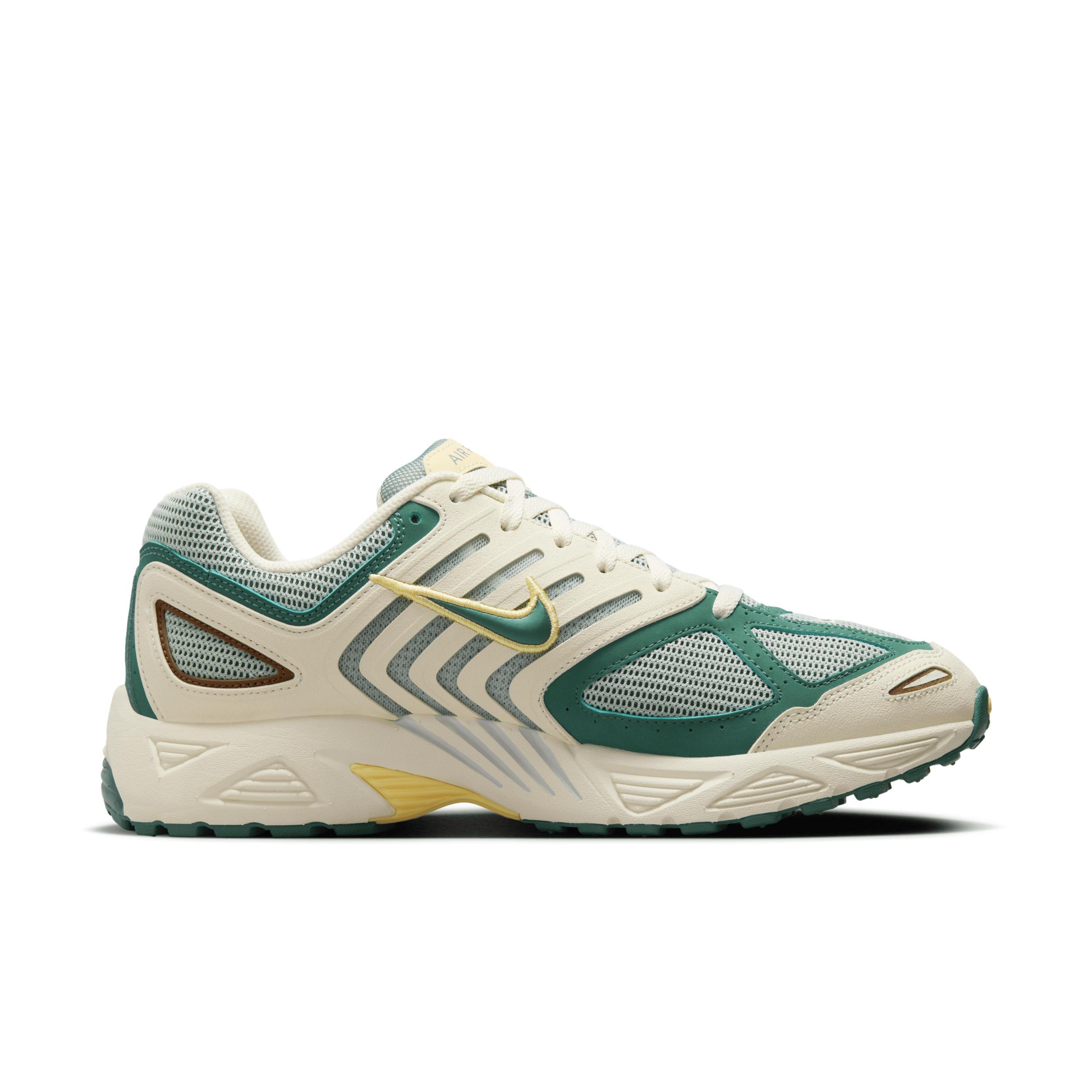 Nike Men's Air Pegasus 200 Shoes Product Image