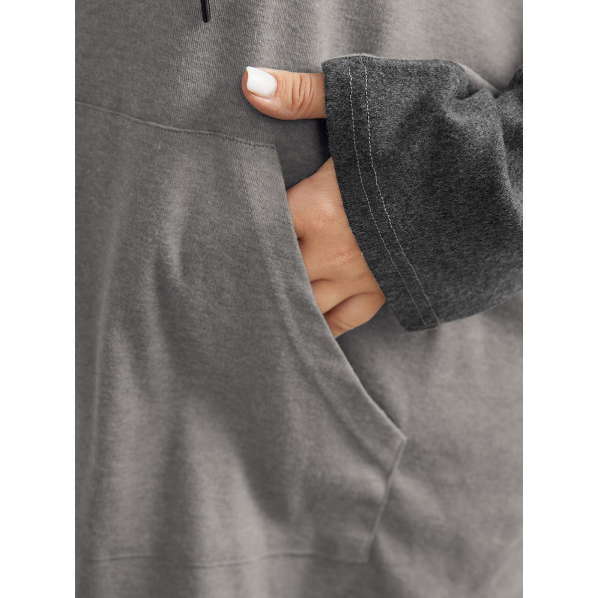 Plus Size Patchwork Contrast Pocket Hooded Drawstring T-shirt Gray Women Casual Contrast Plain Hooded Dailywear T-shirts BloomChic 22-24/3X Product Image