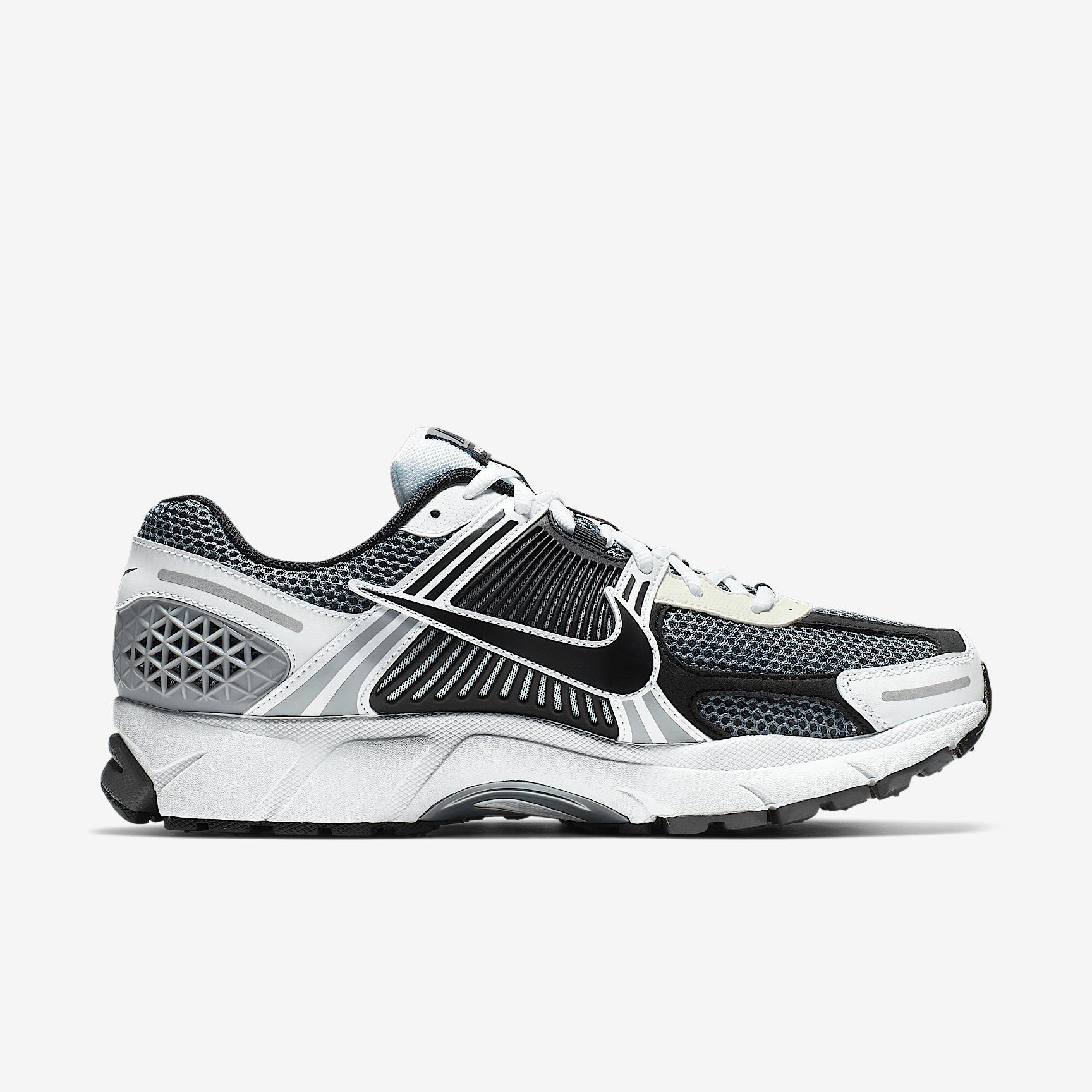 Nike Zoom Vomero 5 SE SP Men's Shoes Product Image