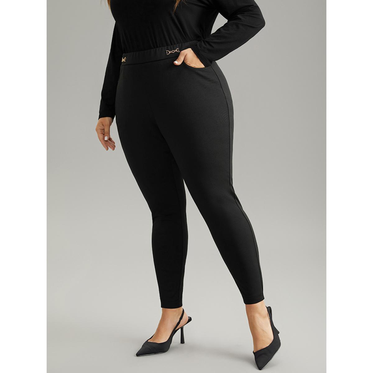 Plus Size Plain Buckle Detail Slant Pocket Pants Women Black Elegant Skinny High Rise Dailywear Pants BloomChic 28/5X Product Image