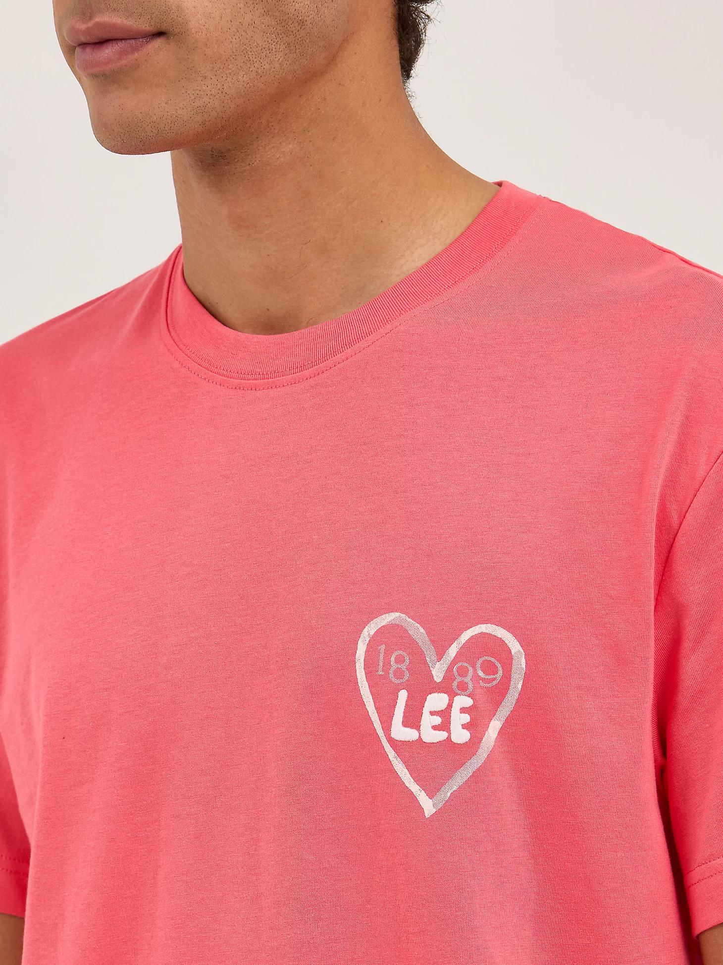 Men's Relaxed Heart Logo Tee | Men's Tops & Tees | Lee® Product Image