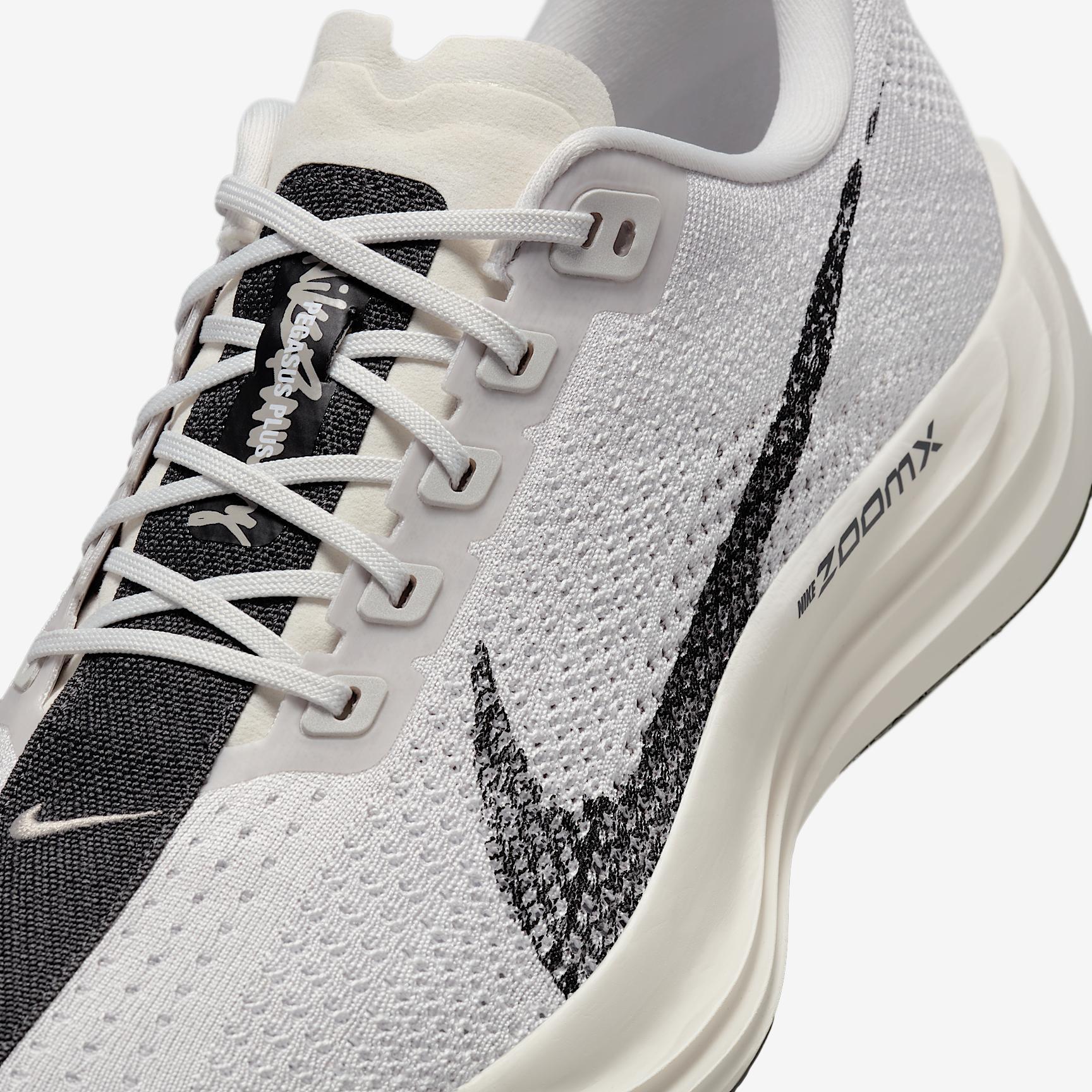 Nike Pegasus Plus Men's Road Running Shoes Product Image