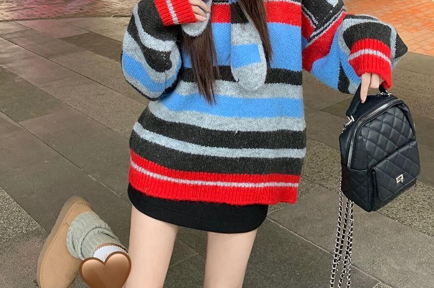 Crewneck Striped Oversized Sweater / Striped Beanie Product Image