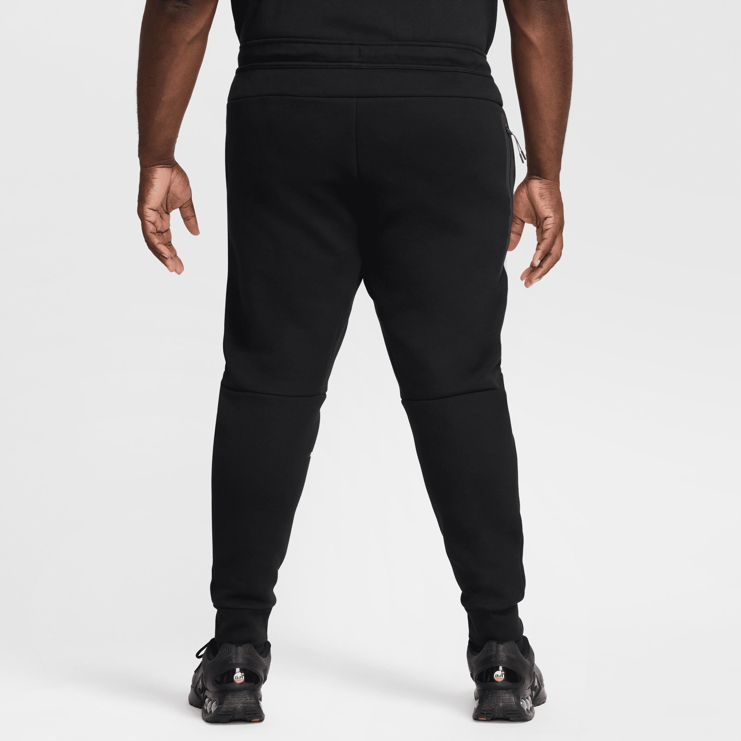 Nike Men's Tech Fleece Jogger Pants Product Image