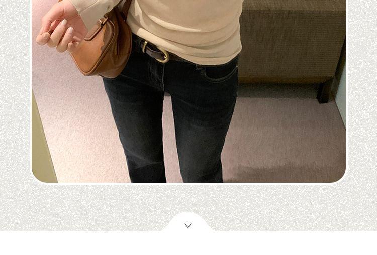 Long-Sleeve Asymmetrical Neck Plain Ruched Slim Fit Knit Top Product Image