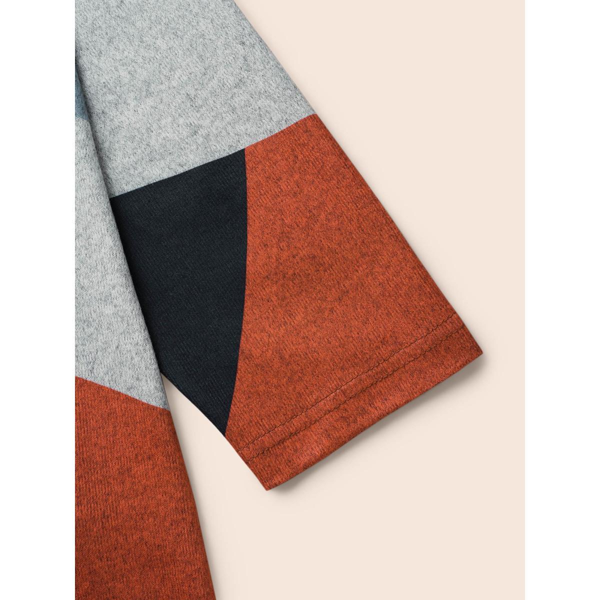 Plus Size Round Neck Colorblock Contrast T-shirt Multicolor Women Casual Contrast Non Everyday T-shirts BloomChic 12/L Product Image