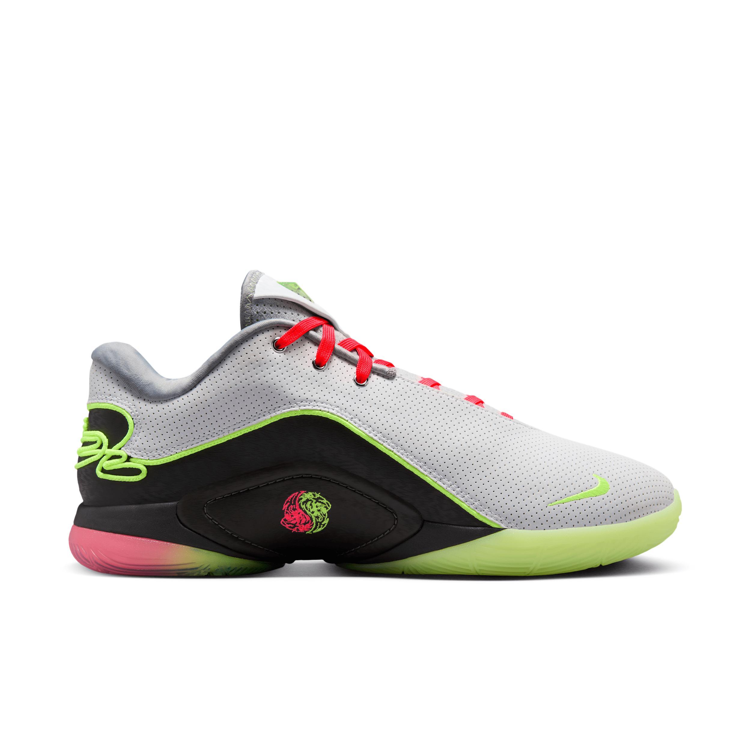 Nike Men's LeBron XXII Basketball Shoes Product Image