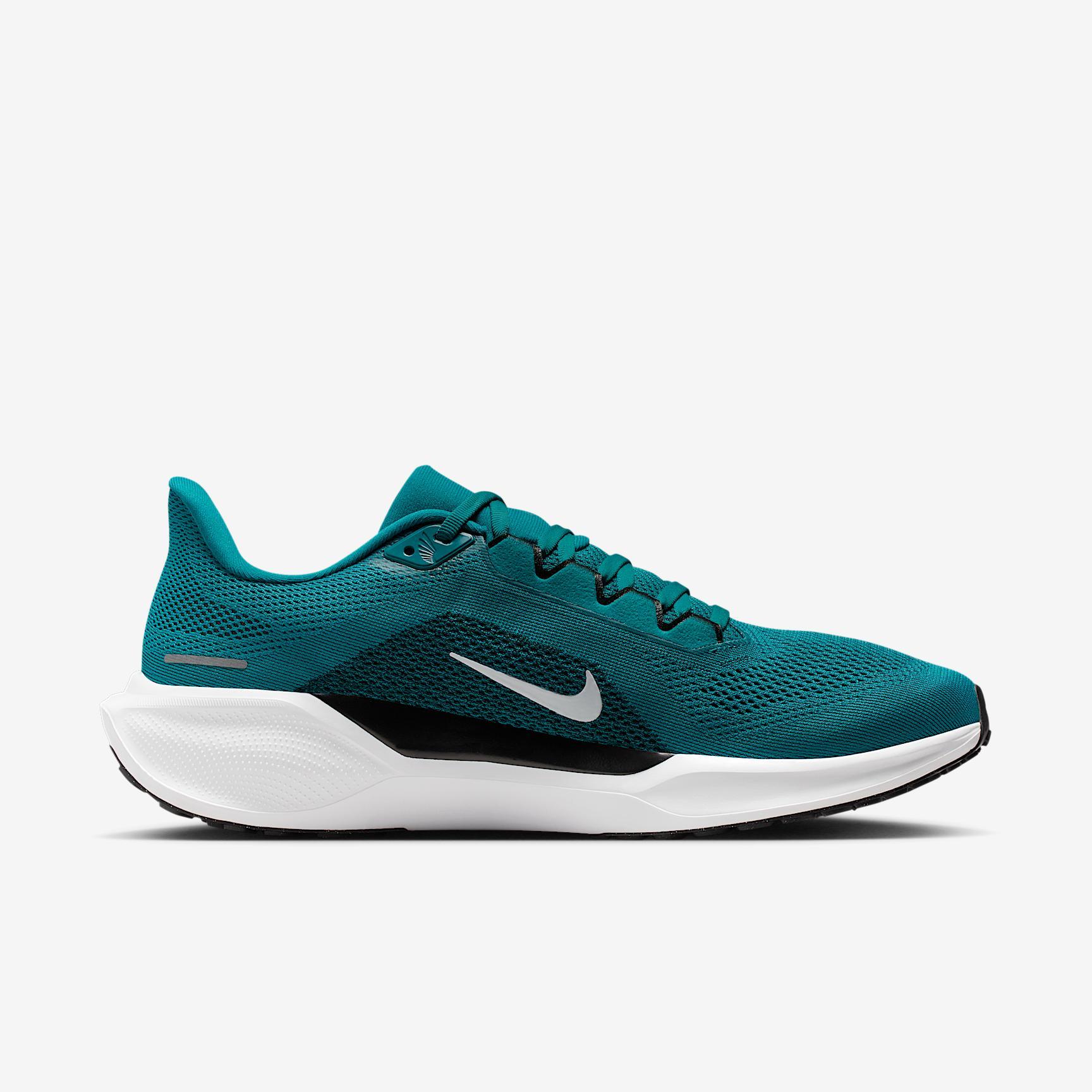 Jacksonville Jaguars Pegasus 41 Men's Nike NFL Road Running Shoes Product Image