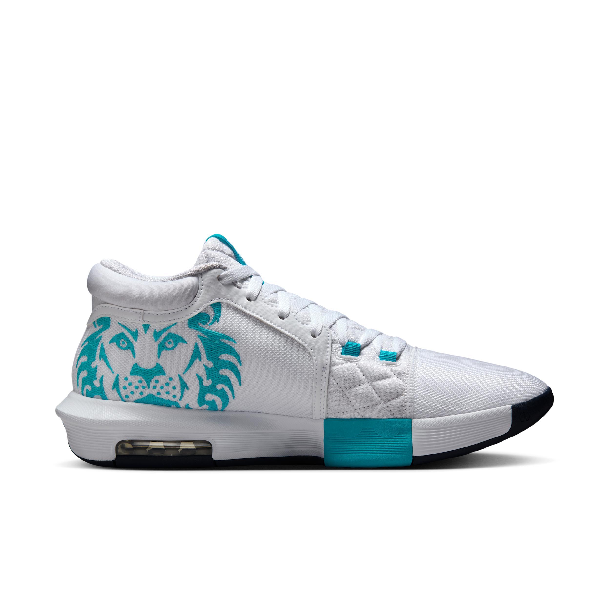 Nike Men's LeBron Witness VIII Basketball Shoes Product Image