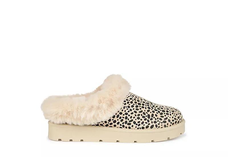 Journee Collection WHISP Women's Shoes Product Image