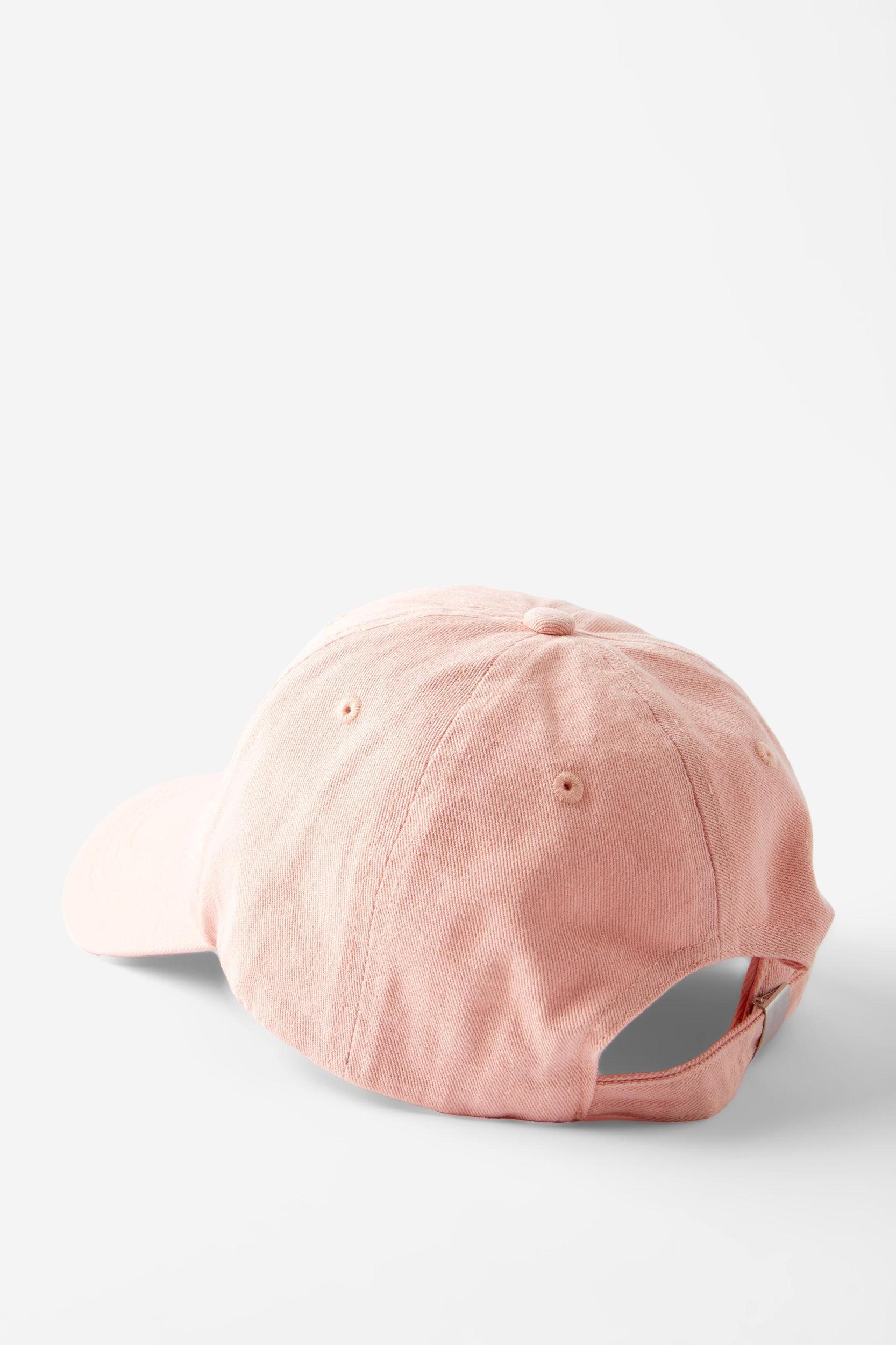 Classic Dad Cap Product Image
