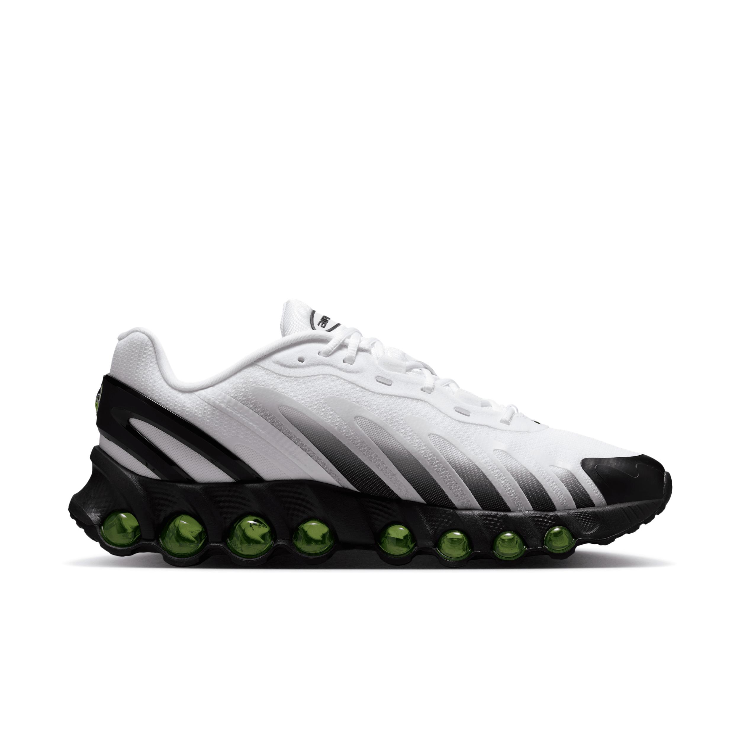 Nike Men's Air Max Dn8 Shoes Product Image