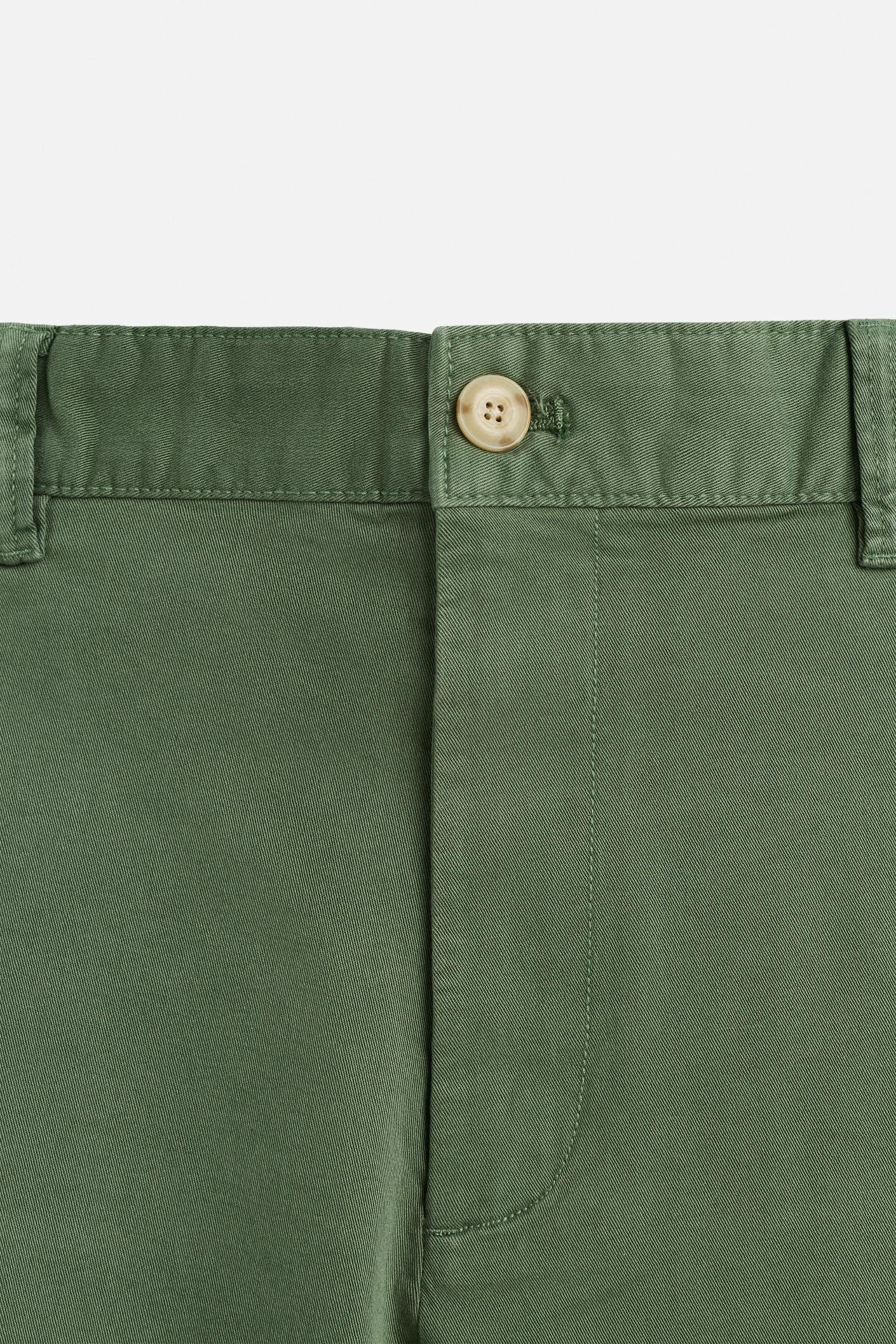 REGULAR FIT CHINO SHORTS Product Image