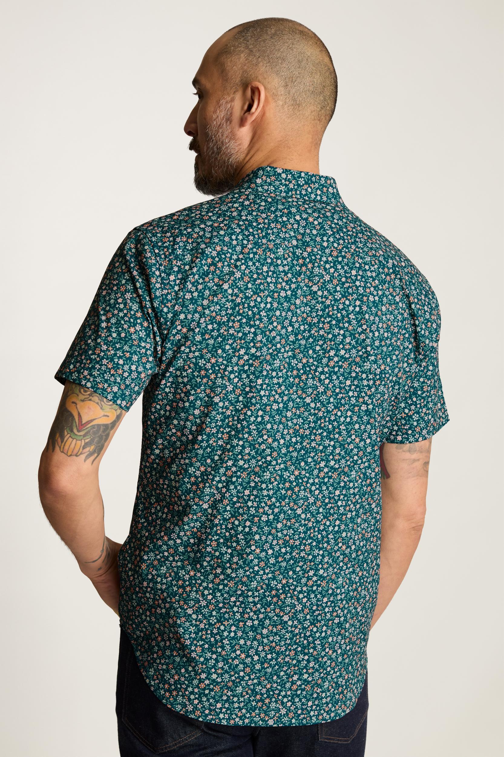 Tech Short Sleeve Shirt Product Image