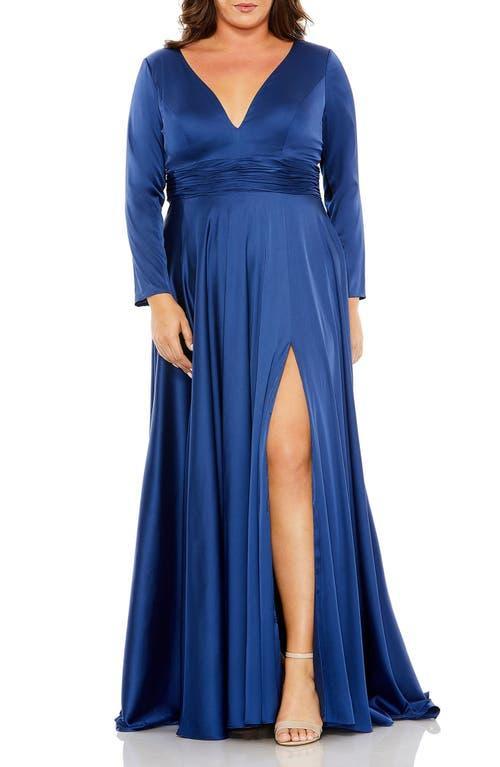 Womens Fabulouss Long-Sleeve Pleated Plus-Size Gown Product Image