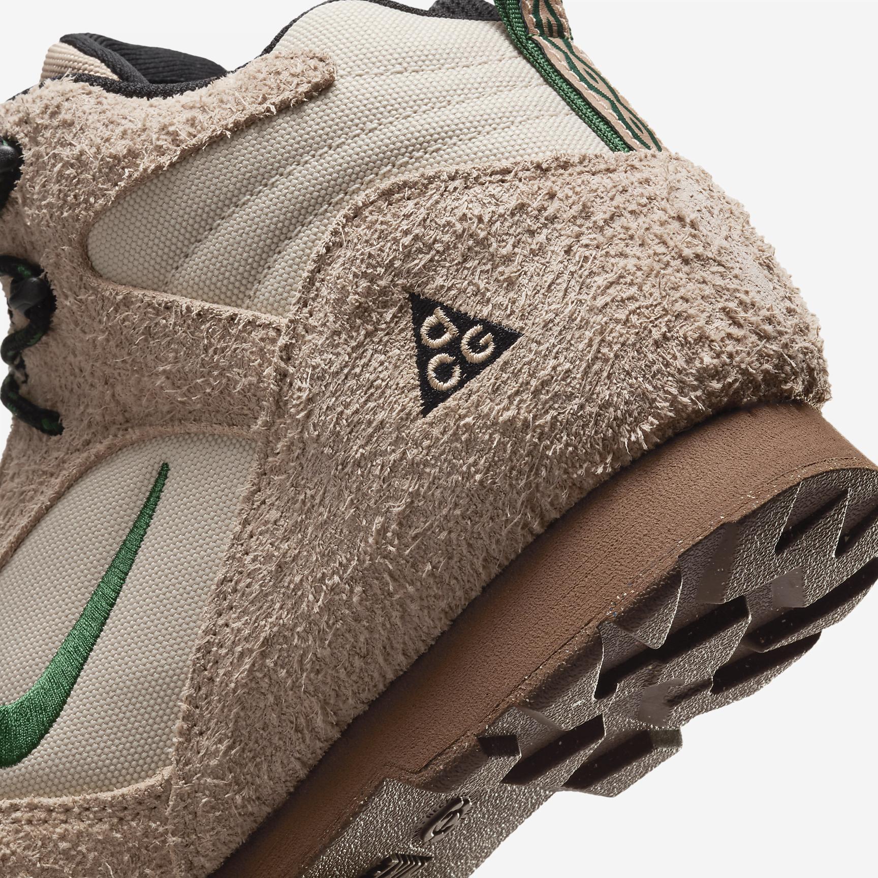 Men's Nike ACG Torre Mid Waterproof Shoes Product Image