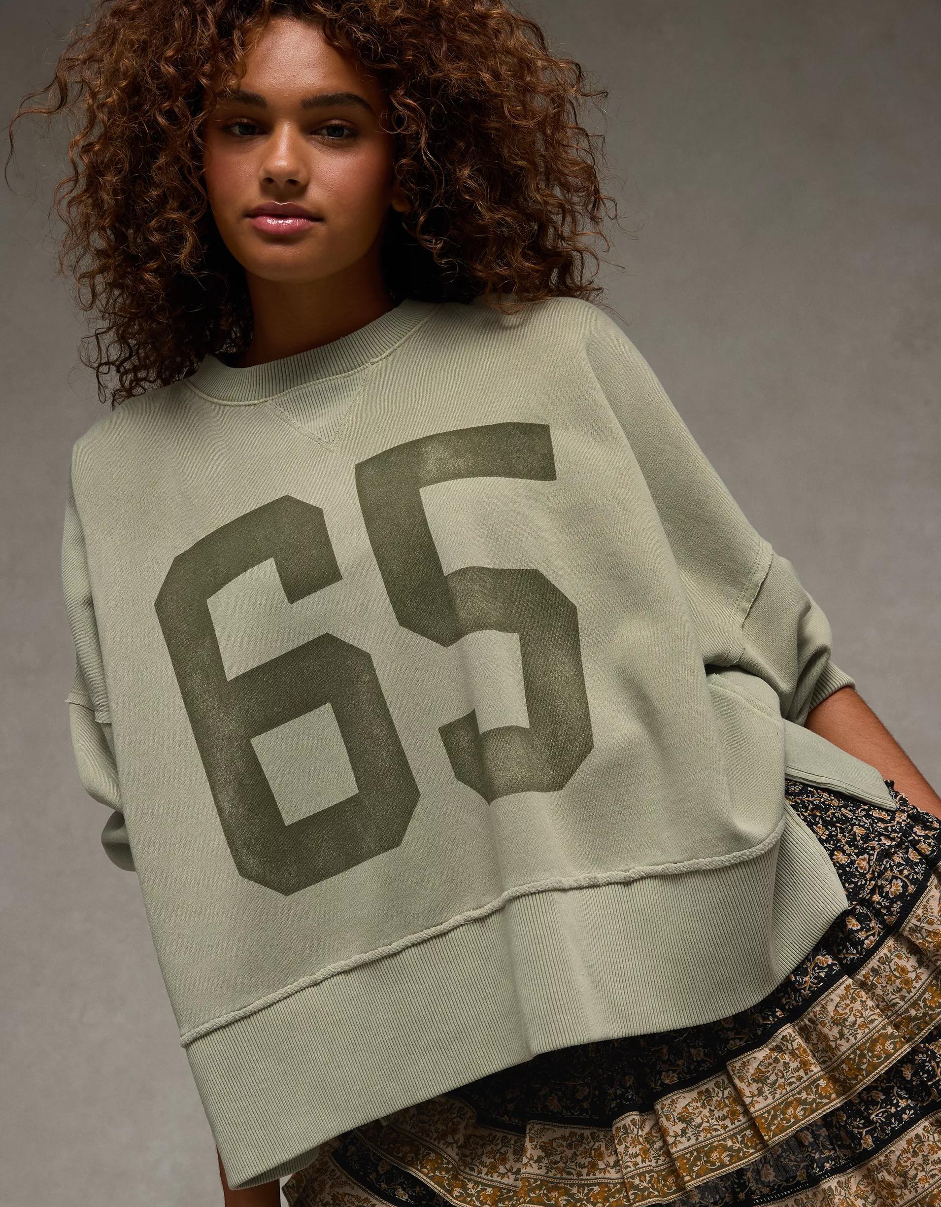 AE Big Hug Graphic Sweatshirt Product Image