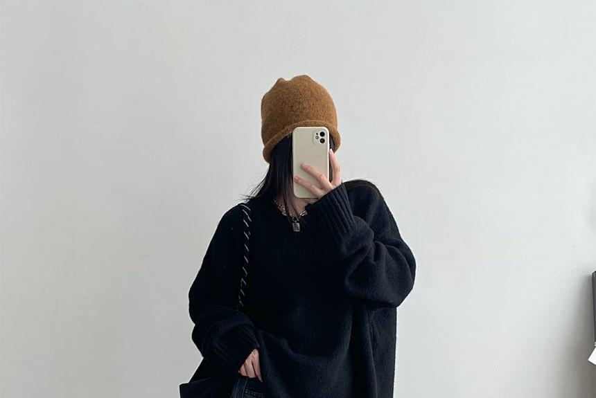 Drop Shoulder Round Neck Plain Oversized Sweater Product Image