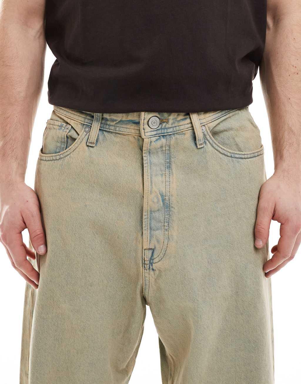 Jack & Jones Ron skater fit jeans in blue bleach wash Product Image