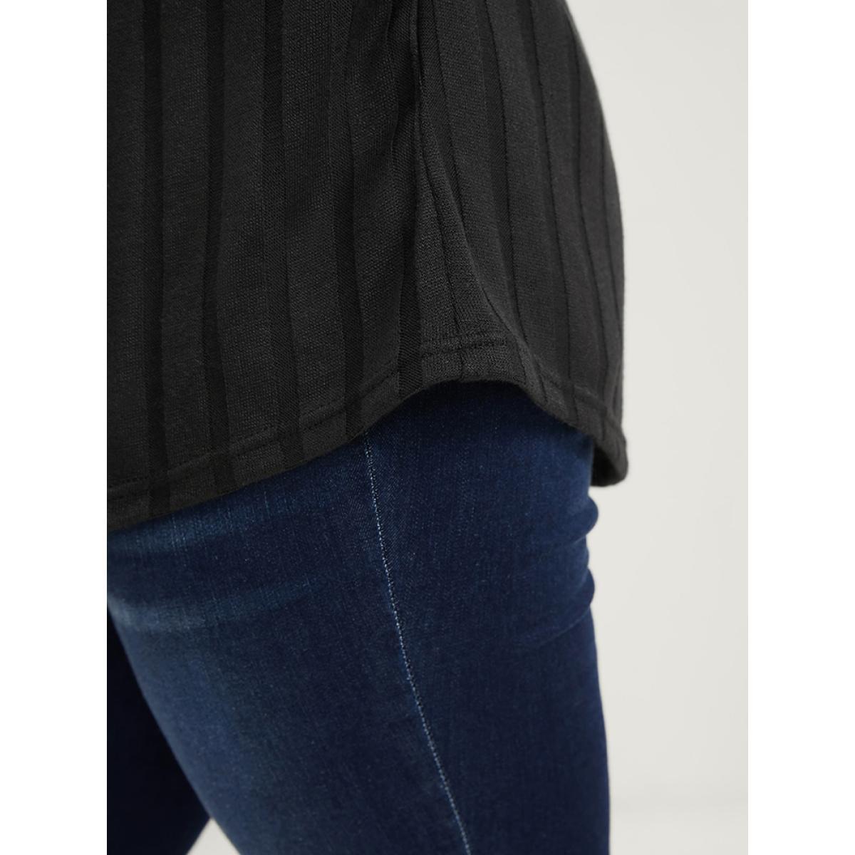 Plus Size Solid Button Rib Knit Arc Hem Hooded Sweatshirt Women Black Elegant Arc Hem Hooded Dailywear Sweatshirts BloomChic 18-20/2X Product Image