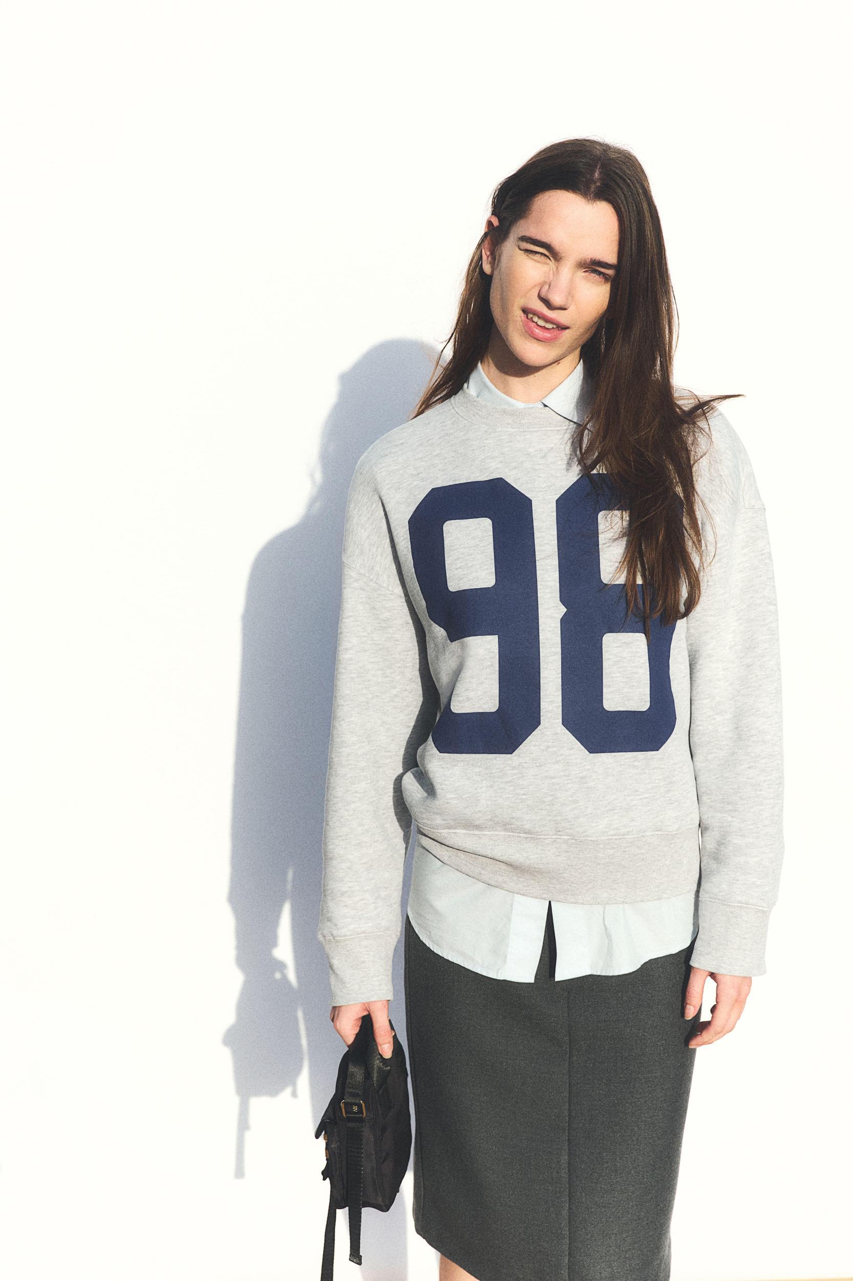 Oversized Sweatshirt with Motif Product Image