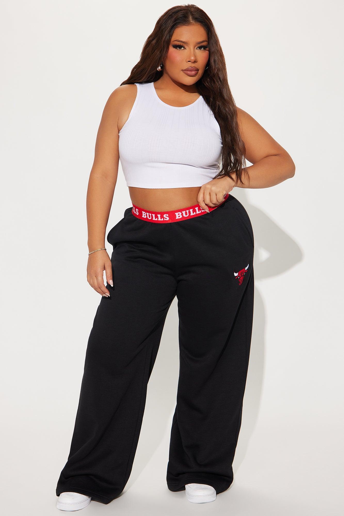Bulls Free Throw Wide Leg Pant - Black Product Image