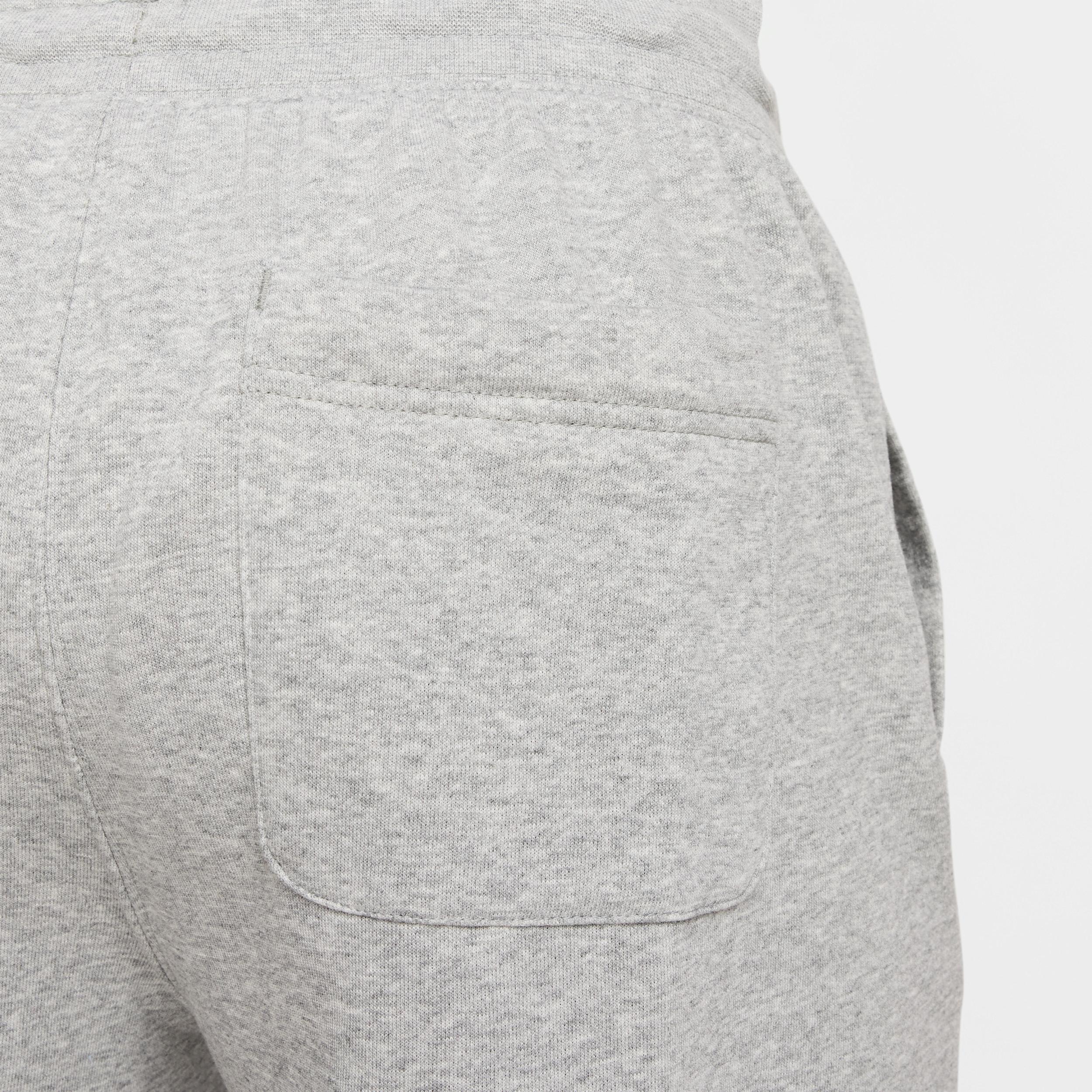 Nike Club Men's French Terry Alumni Shorts Product Image