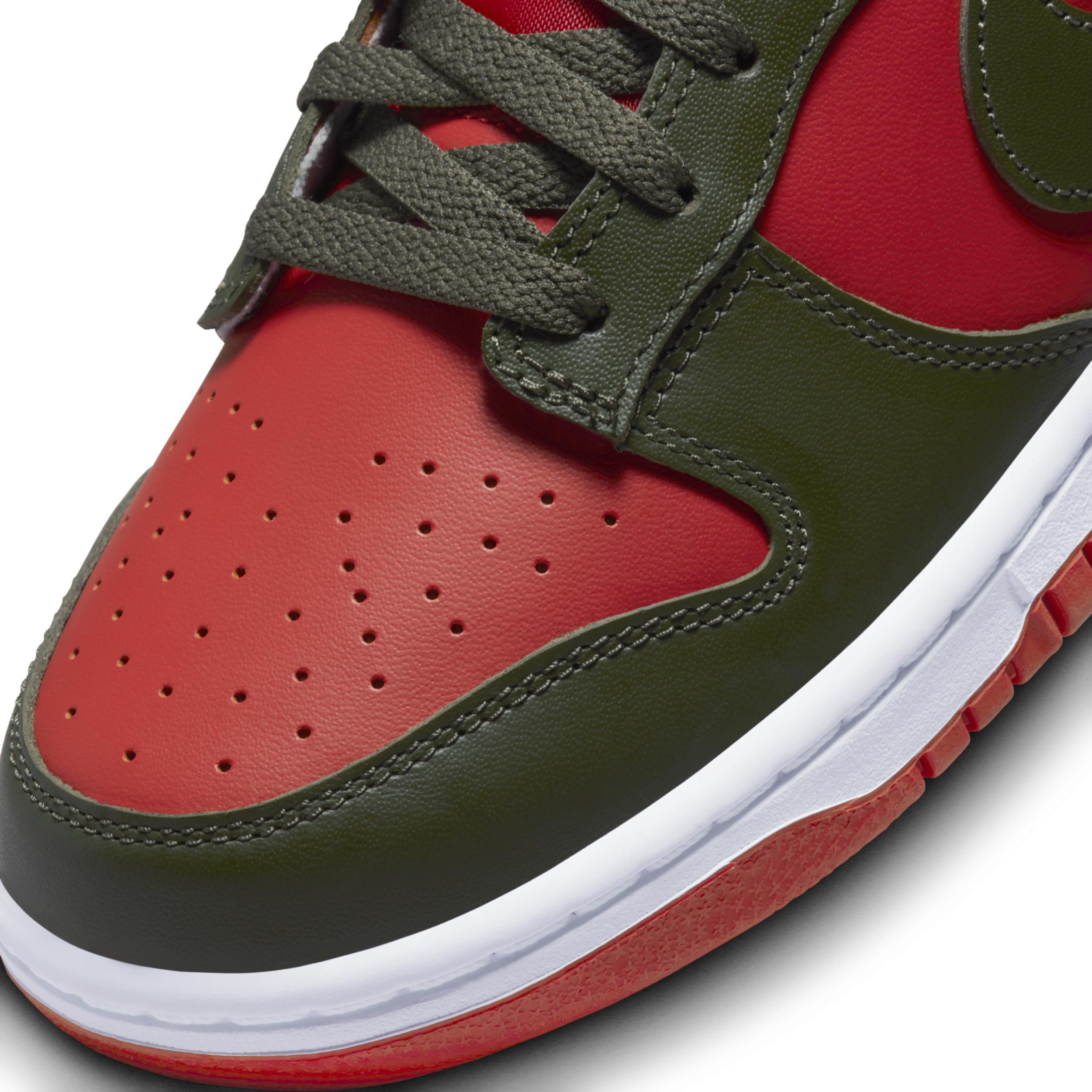 Nike Dunk Low Retro sneakers Product Image