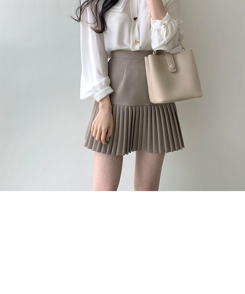 Long-Sleeve Plain Heart Button Blouse / High Waist Accordion Pleated Mini A-Line Skirt Product Image