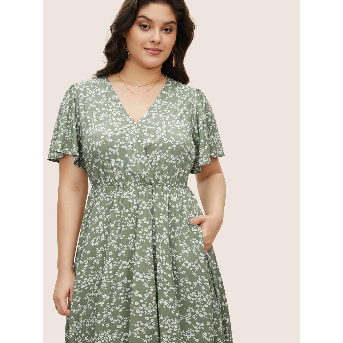 Plus Size Bloom Dress - Ditsy Floral Elastic Waist Ruffles Pocket Knee Dress LightGreen Women Elegant Non V-neck Short sleeve Curvy Knee Dress BloomChic 10/M Product Image