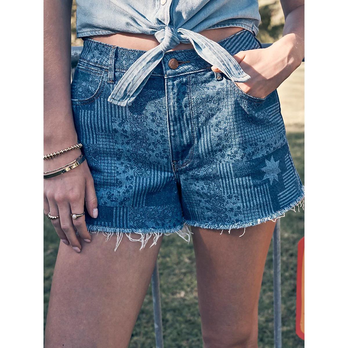Women's Vintage Print Cut-Off Short in Quilted Stars Product Image