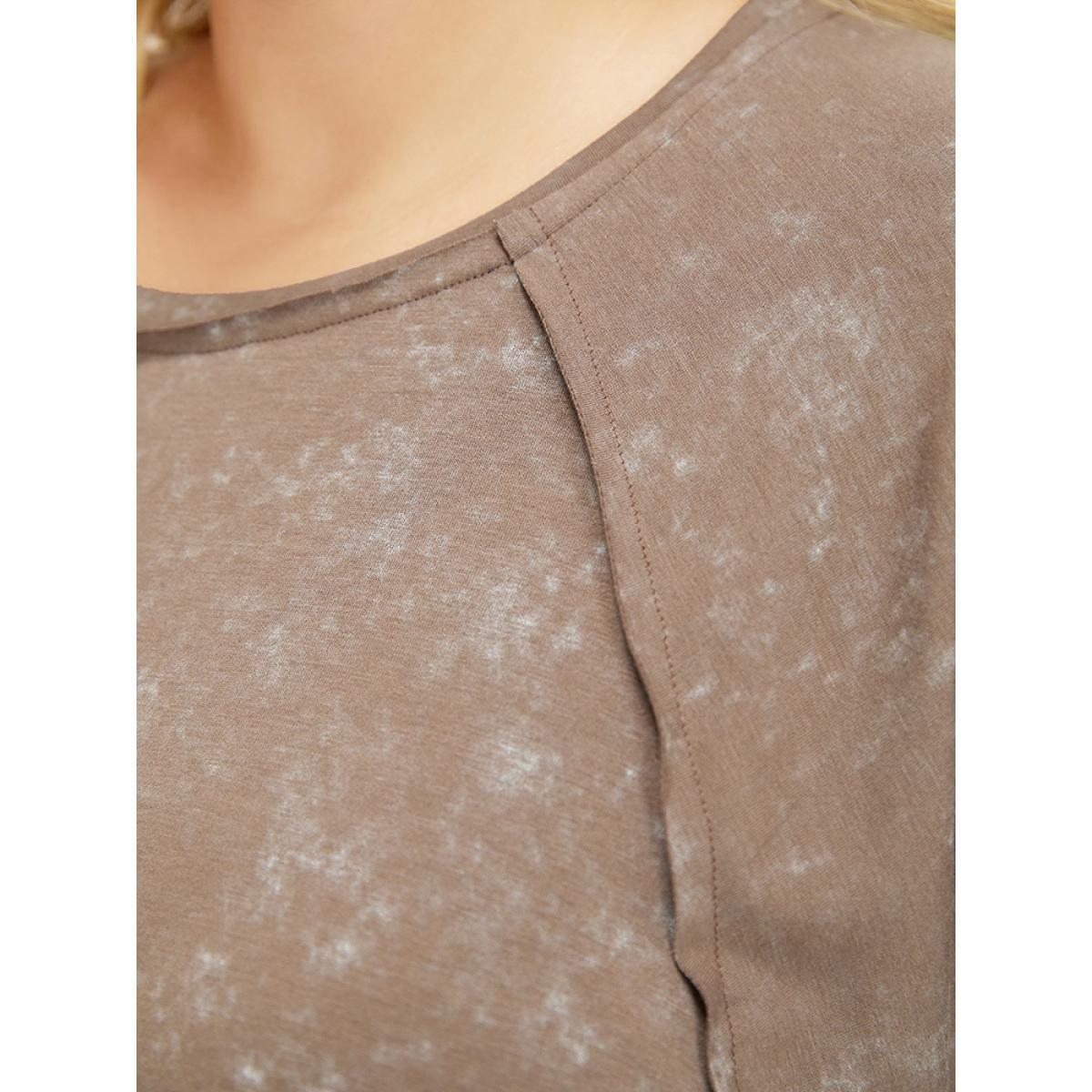 Plus Size Solid Patched Back Raglan Sleeve Heather Vintage T-shirt DarkBrown Women Casual Heather Plain Round Neck Dailywear T-shirts BloomChic 28/5X Product Image