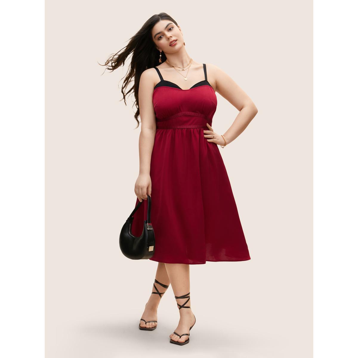 Plus Size Contrast Patchwork Elastic Waist Cami Dress Scarlet Women Cocktail V-neck Sleeveless Curvy BloomChic 26/4X Product Image