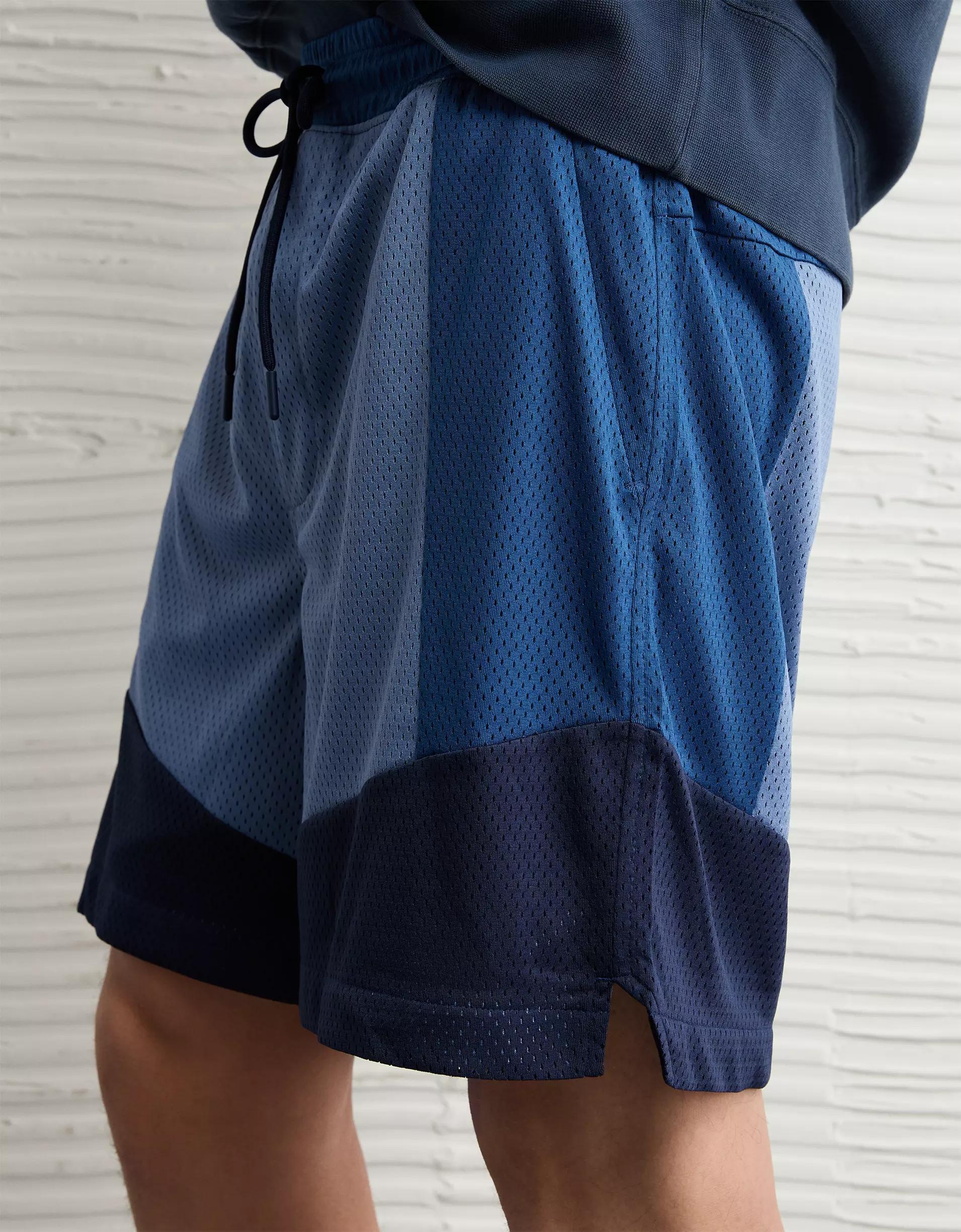 AE 24/7 Mesh Short Product Image