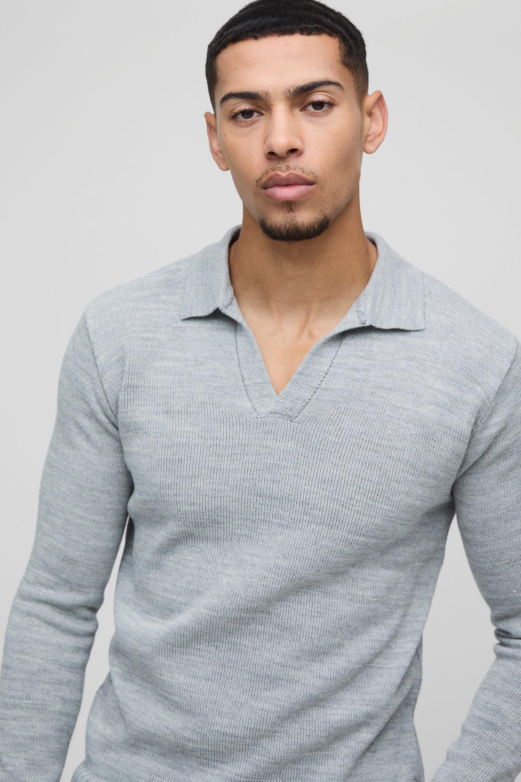 Regular Fit Knitted V-Neck Polo | boohooMAN USA Product Image