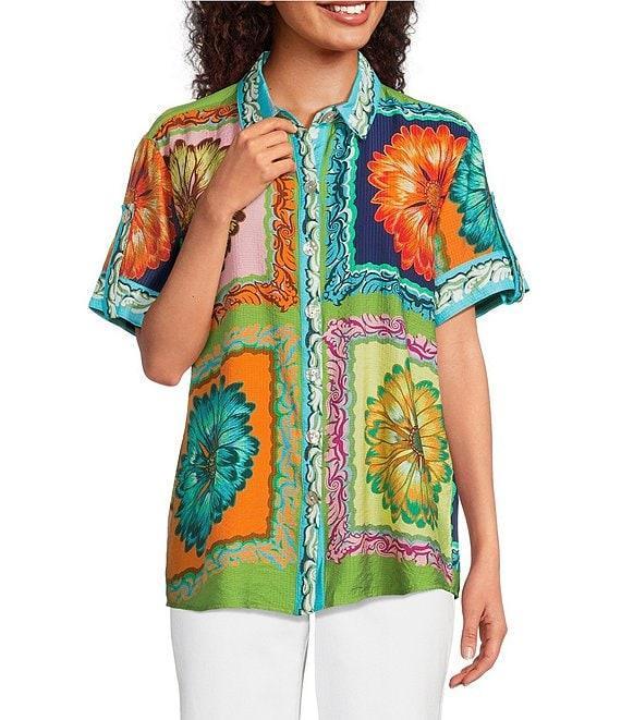 Tru Luxe Jeans Point Collar Short Sleeve Crinkle Print Shirt Product Image