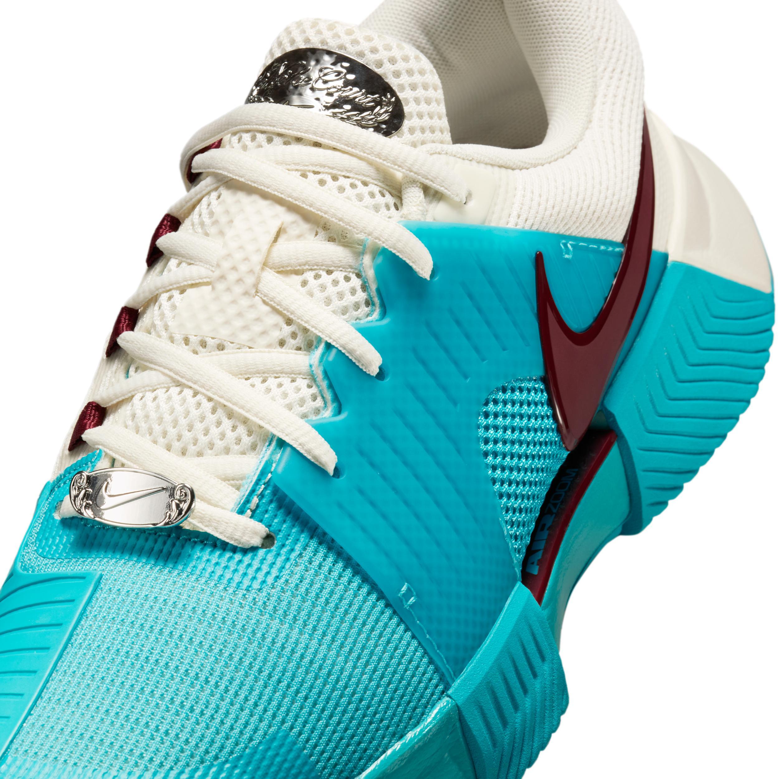 Nike Women's GP Challenge 1 Premium Hard Court Tennis Shoes Product Image