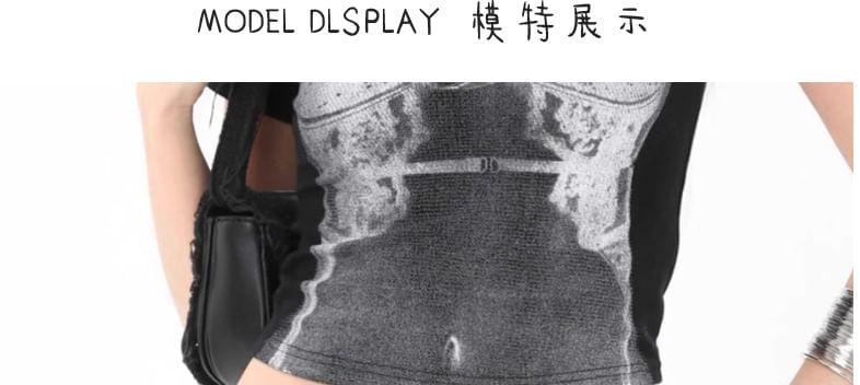 Low Waist Plain Belted Studded Denim Shorts Product Image